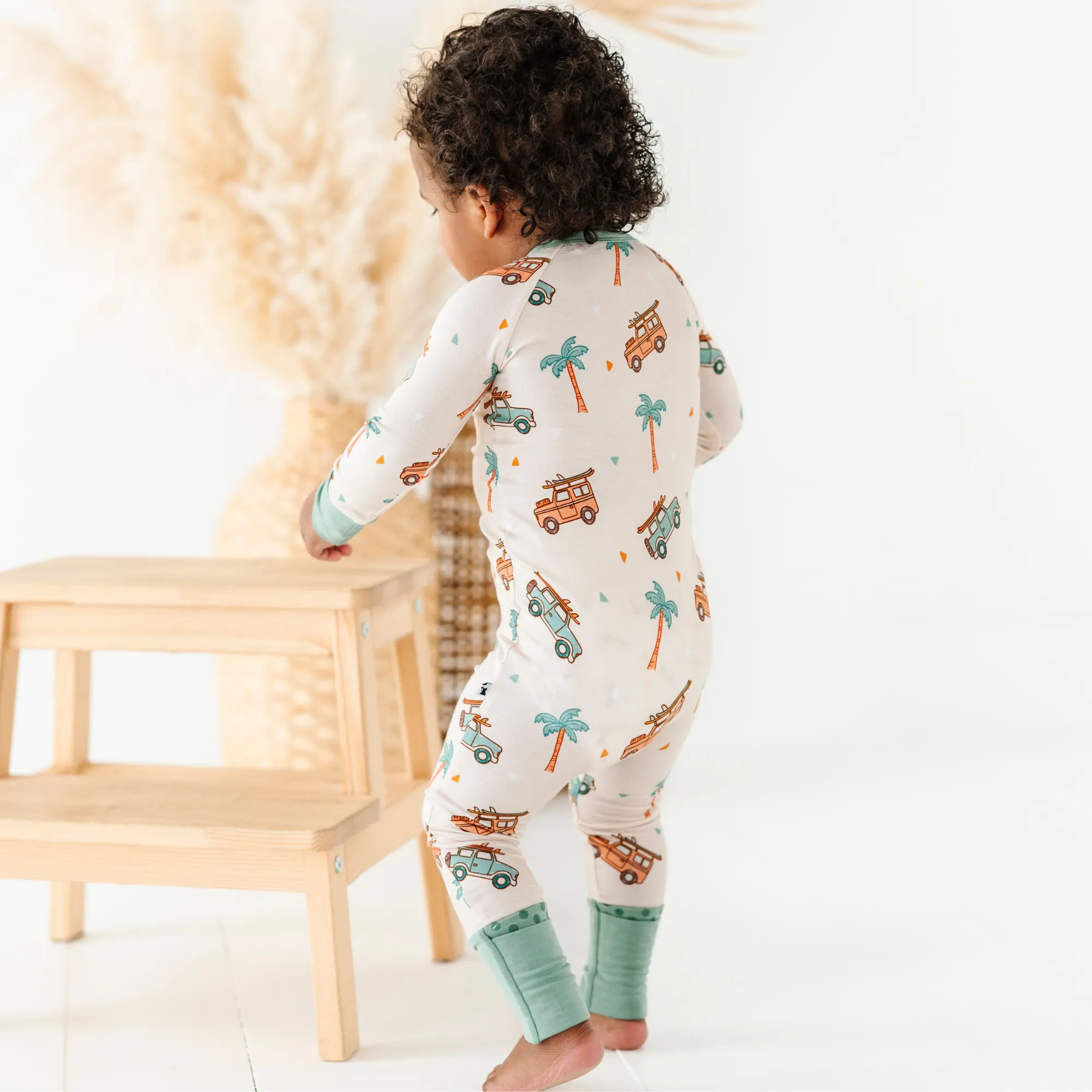 Beach Snoozers Convertible Footies