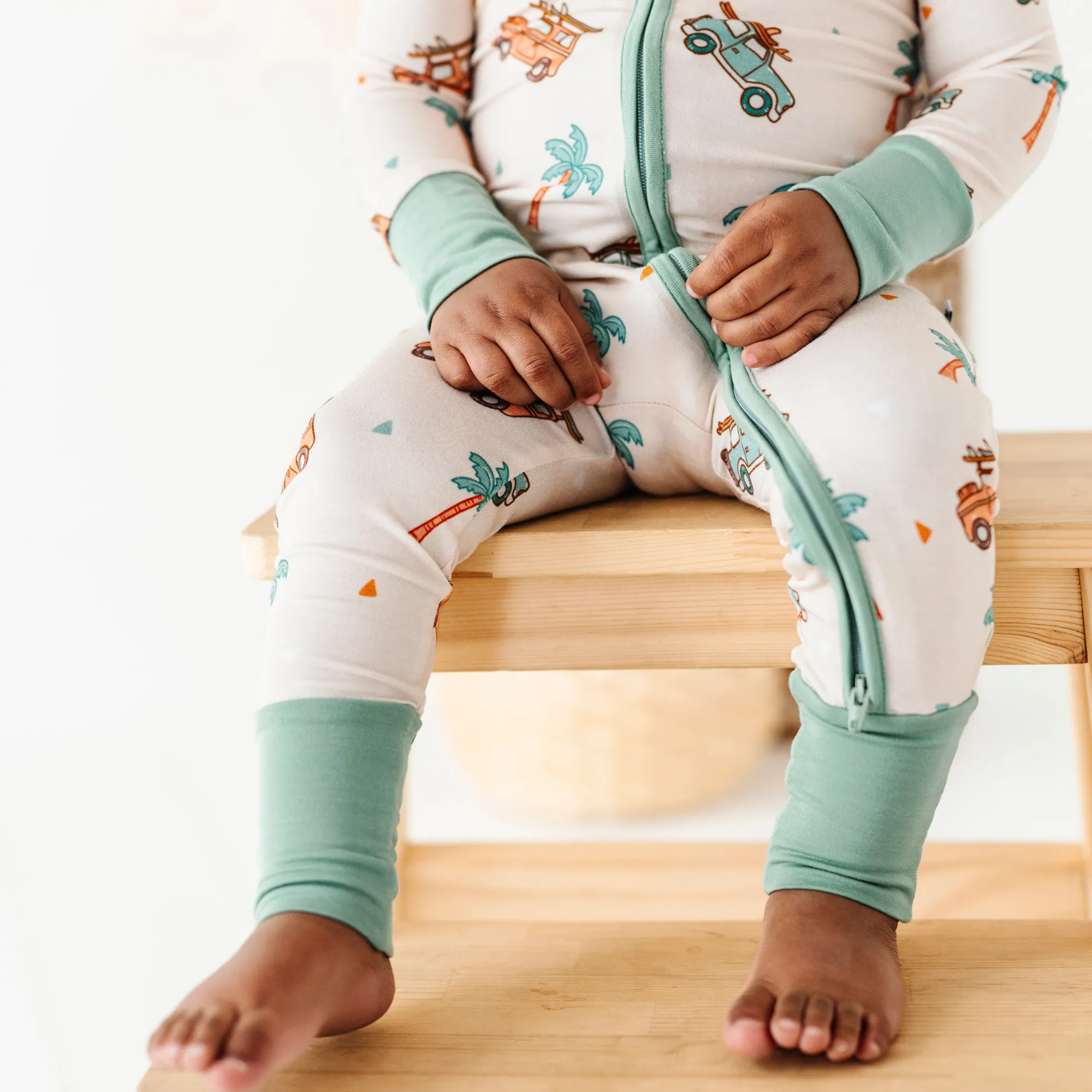Beach Snoozers Convertible Footies
