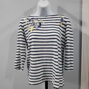Chico's Top Medium Chico's Top Medium