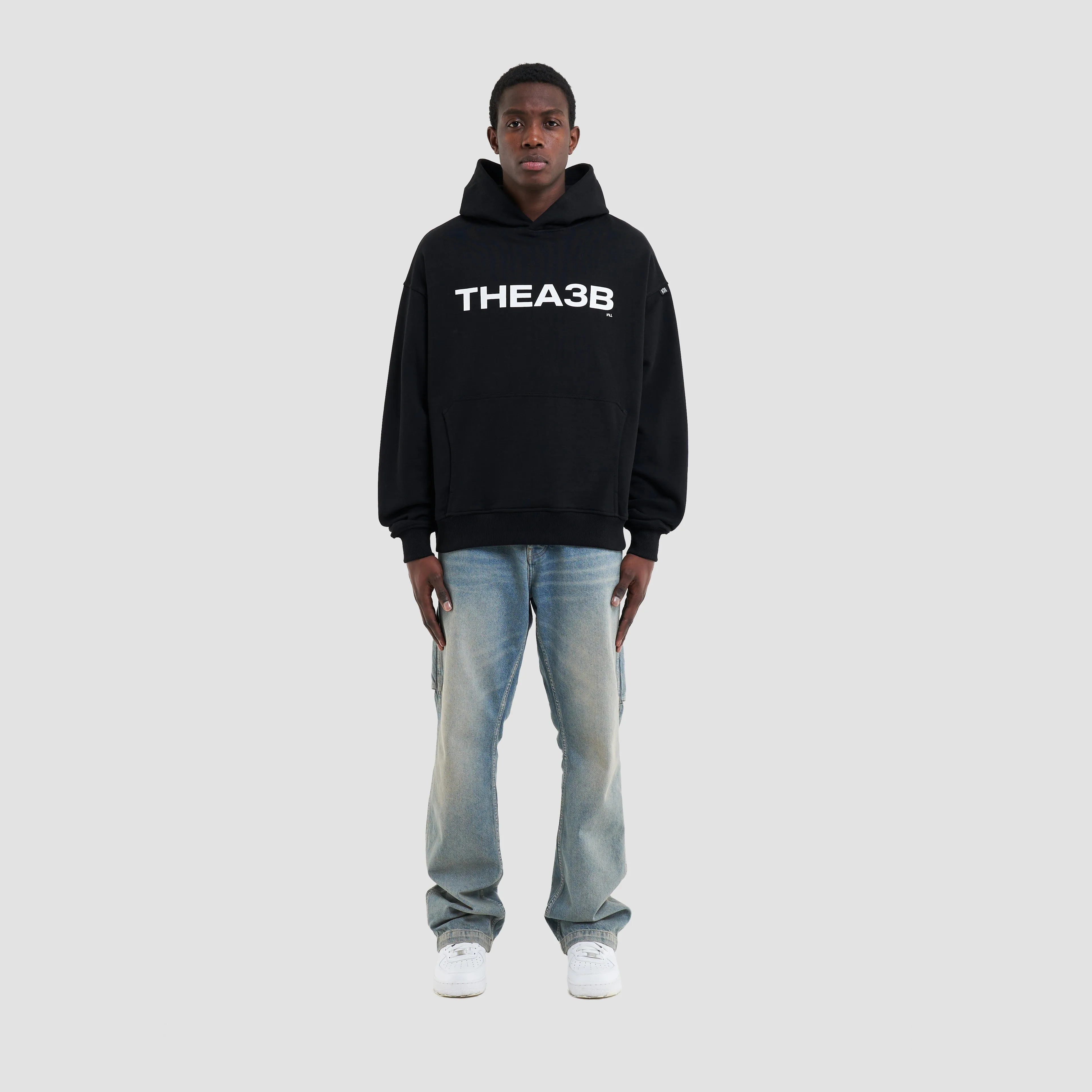 ESSENCE LOGO HOODIE - BLACK
