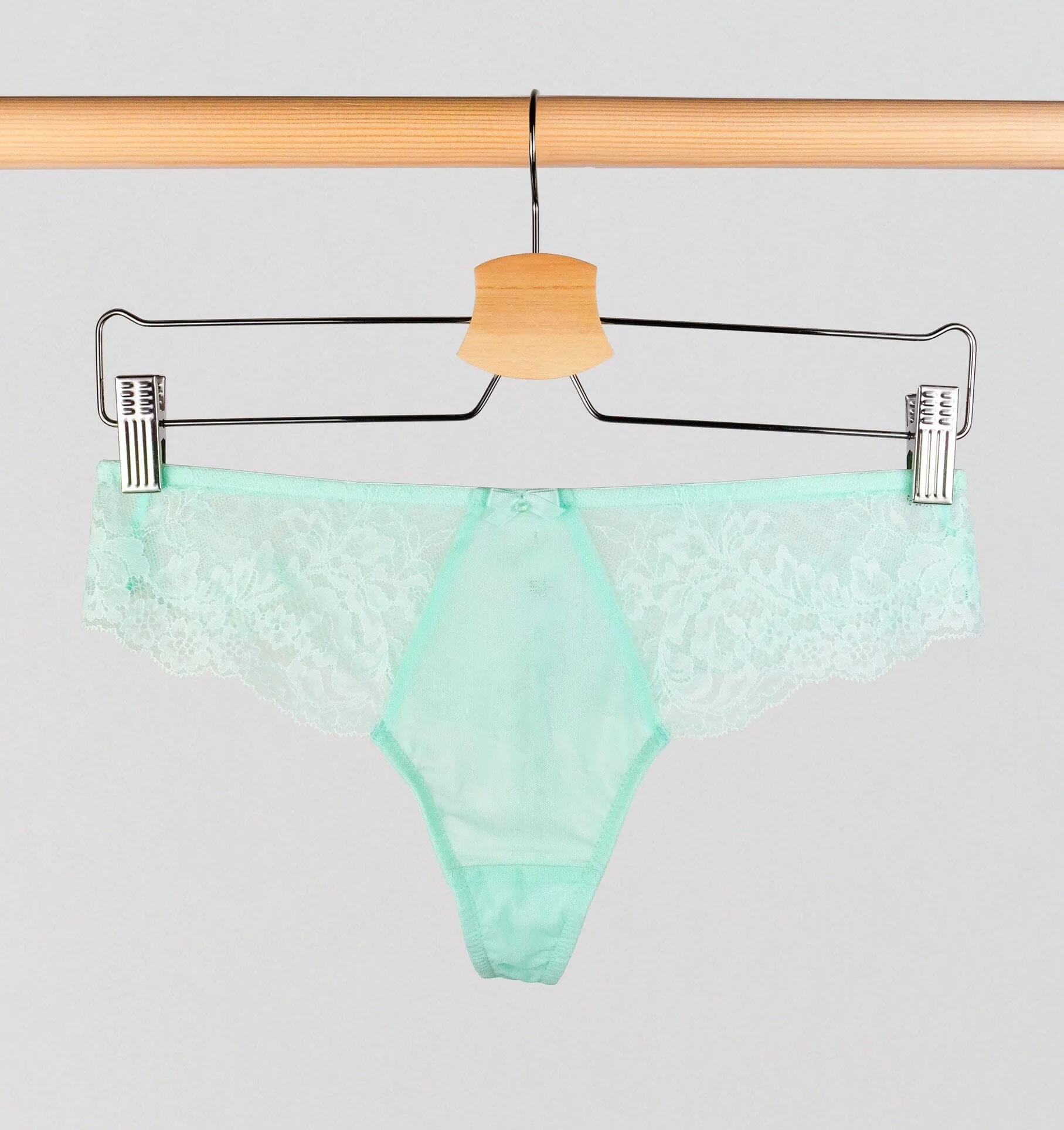Lace seam-free thong [Mint]