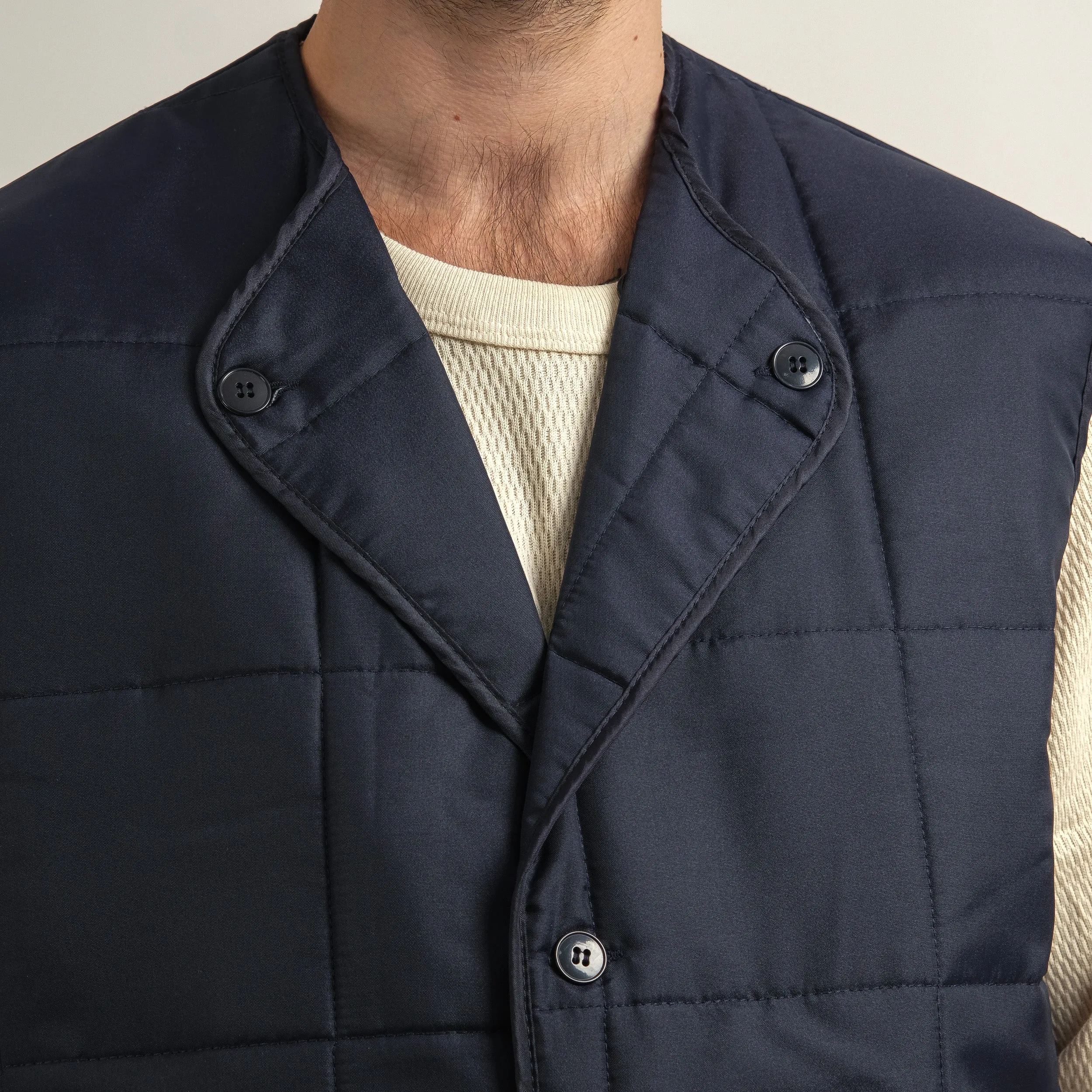 NAVY DOWN LINER VEST